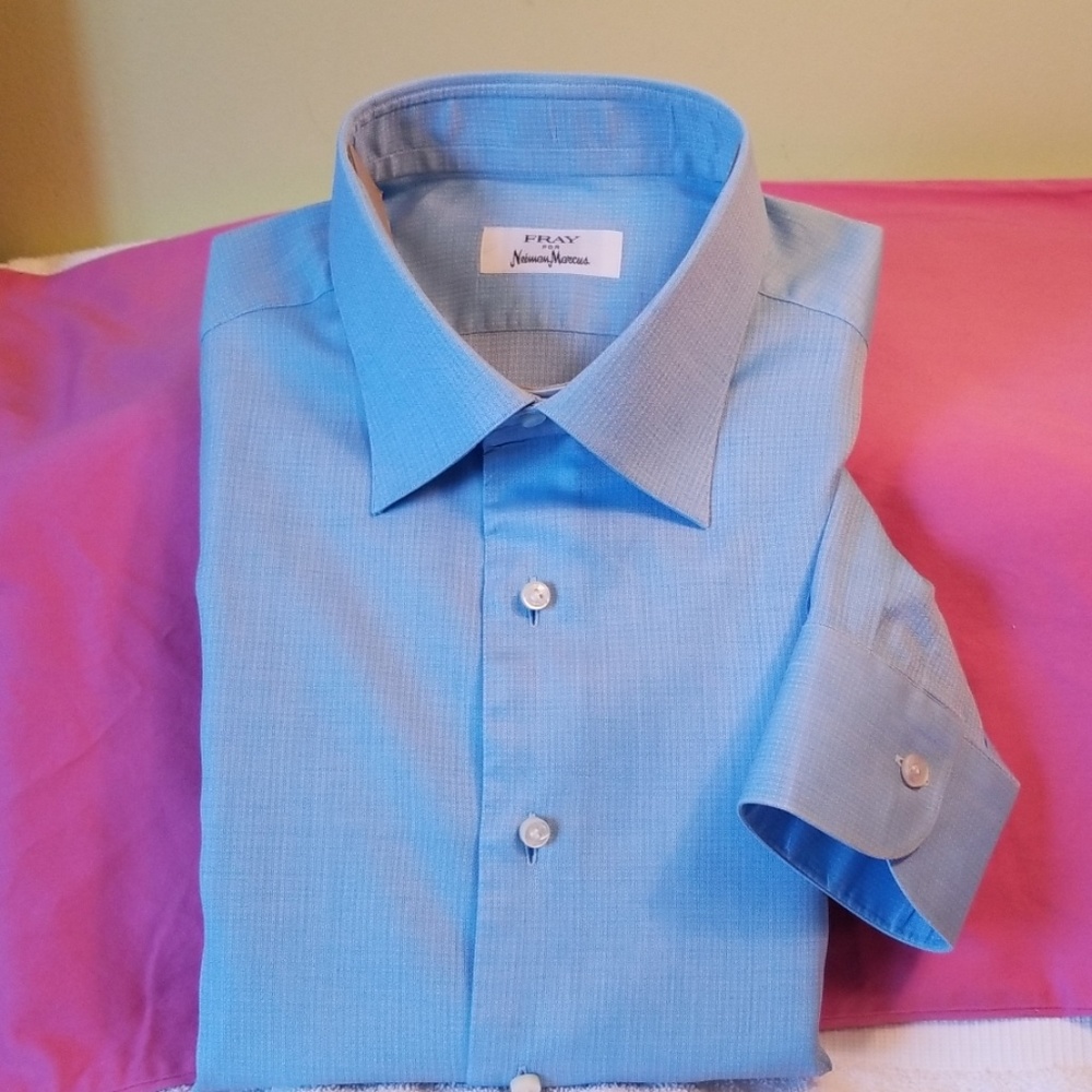 Fray Shirt - Picture 2 of 3